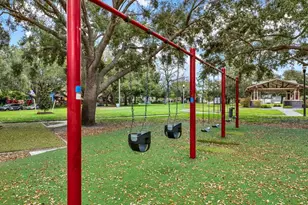 911 29th St N, Saint Petersburg, FL 33713 - Photo 35
