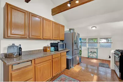 911 29th Street N, Saint Petersburg, FL 33713 - Photo 9