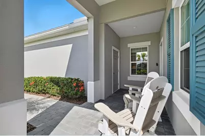 2723 Sapphire Blue Lane, Bradenton, FL 34211 - Photo 7