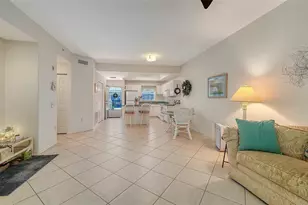 4205 Castlebridge Ln, Sarasota, FL 34238 - Photo 11