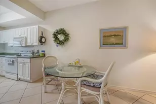 4205 Castlebridge Ln, Sarasota, FL 34238 - Photo 13