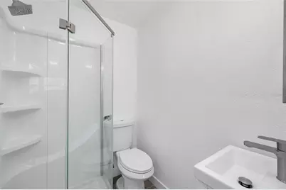 1827 Nevada Avenue NE, Saint Petersburg, FL 33703 - Photo 15