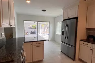 2724 Monterey St, Sarasota, FL 34231 - Photo 37