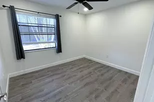 1551 N Conrad Ave, Sarasota, FL 34237 - Photo 13