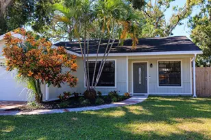 1551 N Conrad Ave, Sarasota, FL 34237 - Photo 3