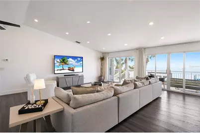 3908 Bayside Drive, Bradenton, FL 34210 - Photo 9