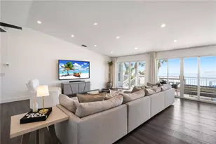 3908 Bayside Dr, Bradenton, FL 34210 - Photo 9