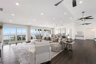 3908 Bayside Dr, Bradenton, FL 34210 - Photo 11