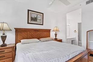 9610 Club S Cir, Sarasota, FL 34238 - Photo 15