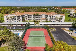 9610 Club S Cir, Sarasota, FL 34238 - Photo 35