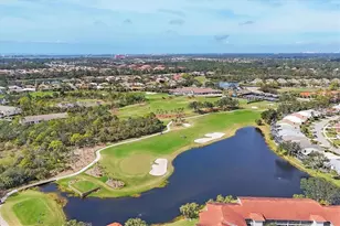 9610 Club S Cir, Sarasota, FL 34238 - Photo 29