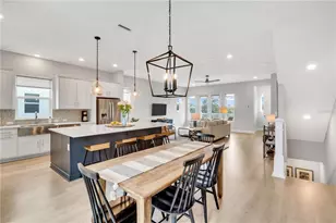 421 Gowdy Rd, Sarasota, FL 34237 - Photo 7