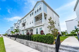 421 Gowdy Rd, Sarasota, FL 34237 - Photo 1