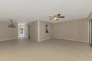 984 N Beneva Rd, Sarasota, FL 34232 - Photo 13