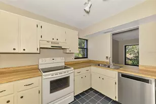 984 N Beneva Rd, Sarasota, FL 34232 - Photo 17