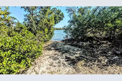 3240 Gulf Of Mexico Drive #B504, Longboat Key, FL 34228 - Photo 39