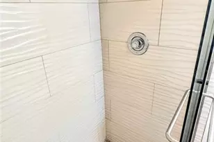 3240 Gulf of Mexico Dr, Longboat Key, FL 34228 - Photo 23