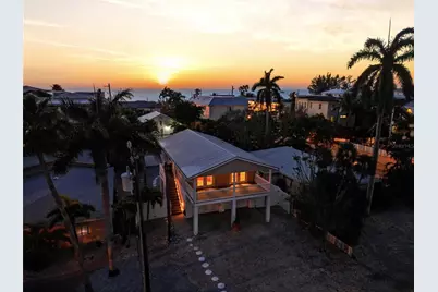 2112 Avenue B, Bradenton Beach, FL 34217 - Photo 43