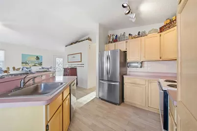 2112 Avenue B, Bradenton Beach, FL 34217 - Photo 19