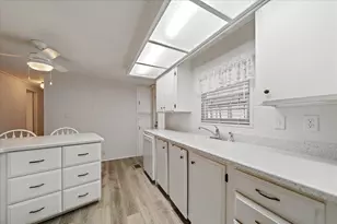 334 Tropic Dr, Osprey, FL 34229 - Photo 7