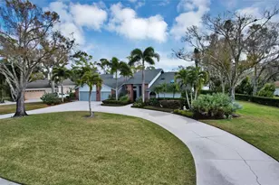 7307 Weeping Willow Dr, Sarasota, FL 34241 - Photo 5