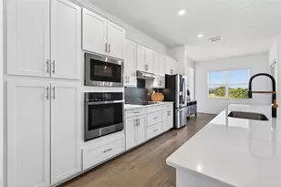 17321 Opal Sand Dr, Venice, FL 34293 - Photo 19