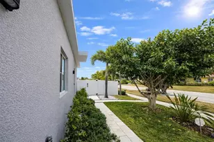 4524 Riverwood Ave, Sarasota, FL 34231 - Photo 37