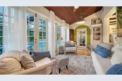 547 N Shore Drive, Sarasota, FL 34234 - Photo 21