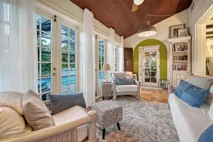 547 N Shore Dr, Sarasota, FL 34234 - Photo 21