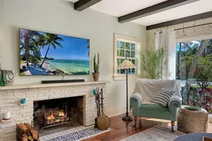 547 N Shore Dr, Sarasota, FL 34234 - Photo 9