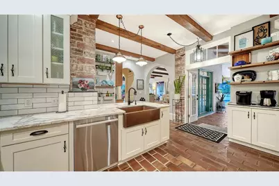 547 N Shore Drive, Sarasota, FL 34234 - Photo 19