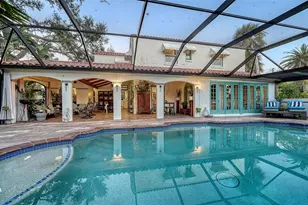 547 N Shore Dr, Sarasota, FL 34234 - Photo 3