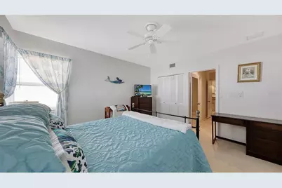 844 Magellan Drive, Sarasota, FL 34243 - Photo 21