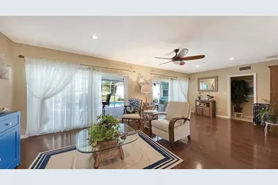 844 Magellan Drive, Sarasota, FL 34243 - Photo 19