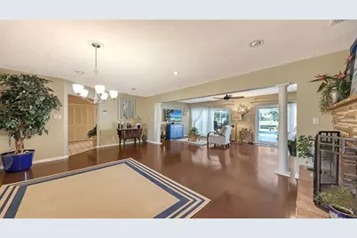 844 Magellan Drive, Sarasota, FL 34243 - Photo 15