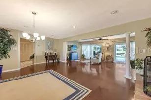 844 Magellan Dr, Sarasota, FL 34243 - Photo 7