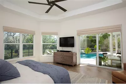 4586 Del Sol Boulevard S, Sarasota, FL 34243 - Photo 17