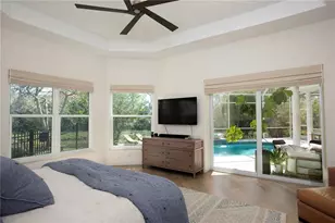 4586 Del Sol Blvd S, Sarasota, FL 34243 - Photo 17