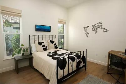 4586 Del Sol Boulevard S, Sarasota, FL 34243 - Photo 27