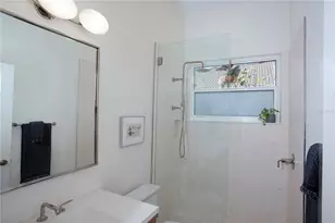 4586 Del Sol Blvd S, Sarasota, FL 34243 - Photo 29