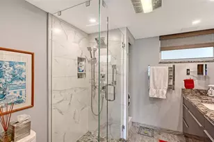 4340 Falmouth Dr, Longboat Key, FL 34228 - Photo 15