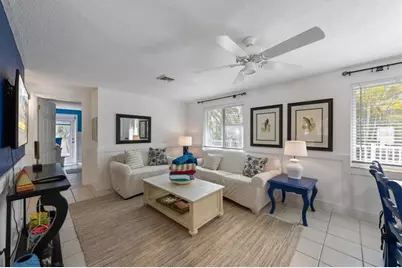 5807 De Palmas Avenue, Holmes Beach, FL 34217 - Photo 9