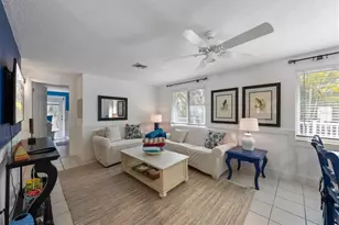 5807 De Palmas Ave, Holmes Beach, FL 34217 - Photo 9