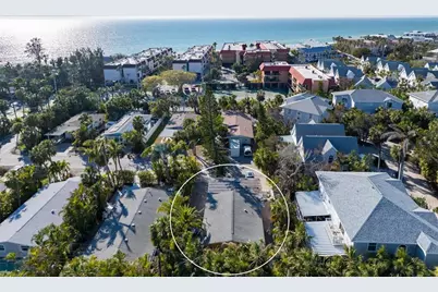 5807 De Palmas Avenue, Holmes Beach, FL 34217 - Photo 27