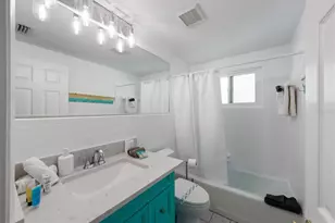 5807 De Palmas Ave, Holmes Beach, FL 34217 - Photo 13