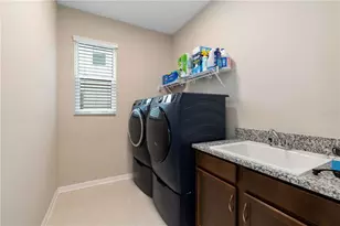 17408 Savory Mist Cir, Lakewood Ranch, FL 34211 - Photo 27