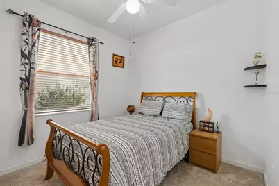 7122 68th Drive E, Bradenton, FL 34203 - Photo 9