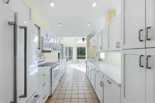 1041 Beckley Cir, Venice, FL 34292 - Photo 13