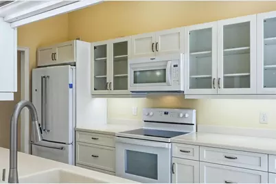 1041 Beckley Circle, Venice, FL 34292 - Photo 11