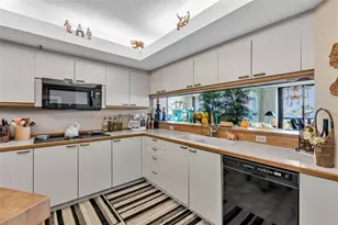 2110 Harbourside Dr, Longboat Key, FL 34228 - Photo 13